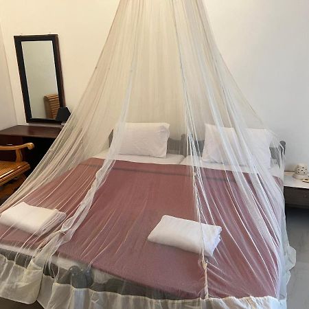 Kuppath Inn Kochi Extérieur photo