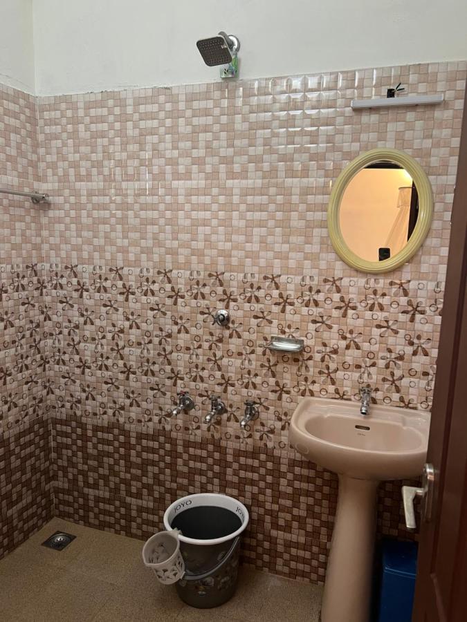 Kuppath Inn Kochi Extérieur photo